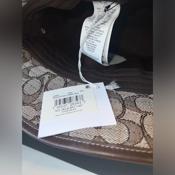 NEW! COACH Bucket Hat - Picture 3 of 7